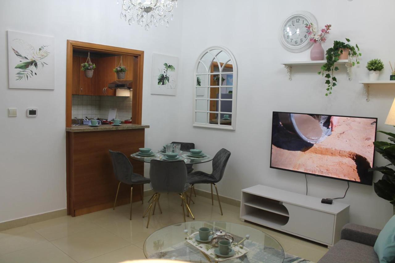 Newly Furnished One Bedroom Apartment Next To Metro & Beach In Marina Residence 迪拜 外观 照片