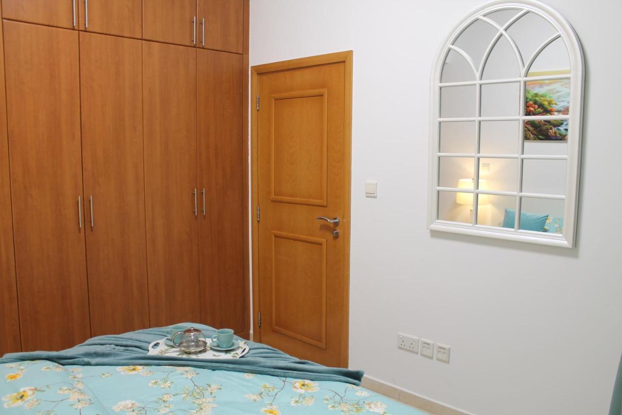 Newly Furnished One Bedroom Apartment Next To Metro & Beach In Marina Residence 迪拜 外观 照片