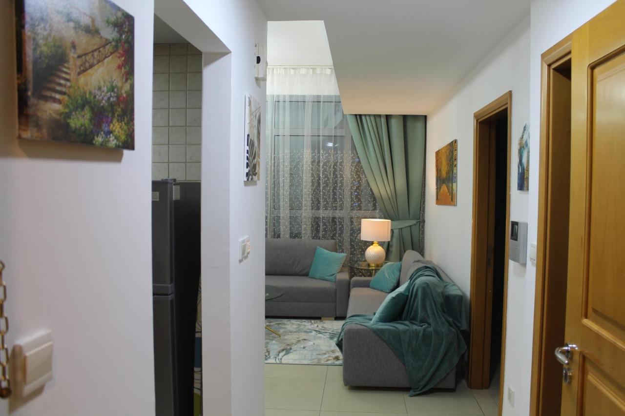 Newly Furnished One Bedroom Apartment Next To Metro & Beach In Marina Residence 迪拜 外观 照片