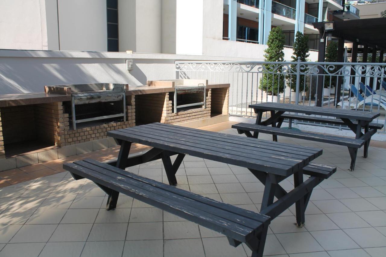 Newly Furnished One Bedroom Apartment Next To Metro & Beach In Marina Residence 迪拜 外观 照片