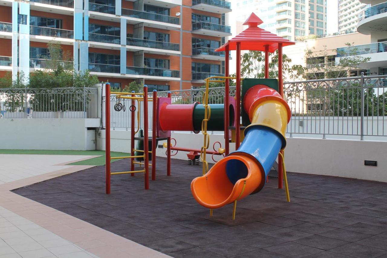 Newly Furnished One Bedroom Apartment Next To Metro & Beach In Marina Residence 迪拜 外观 照片