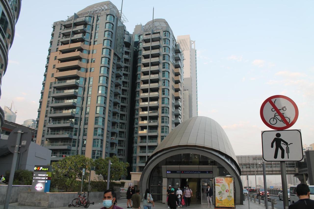 Newly Furnished One Bedroom Apartment Next To Metro & Beach In Marina Residence 迪拜 外观 照片