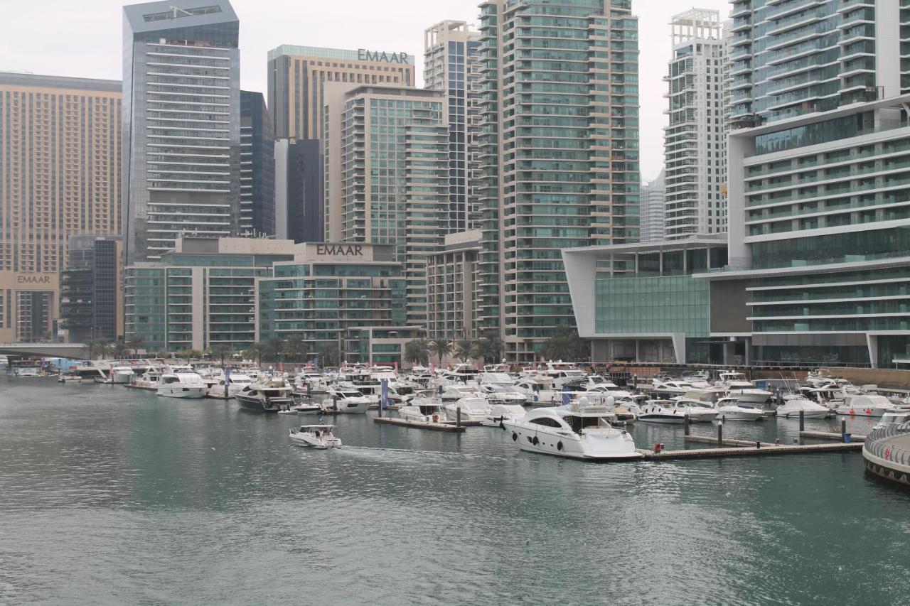Newly Furnished One Bedroom Apartment Next To Metro & Beach In Marina Residence 迪拜 外观 照片